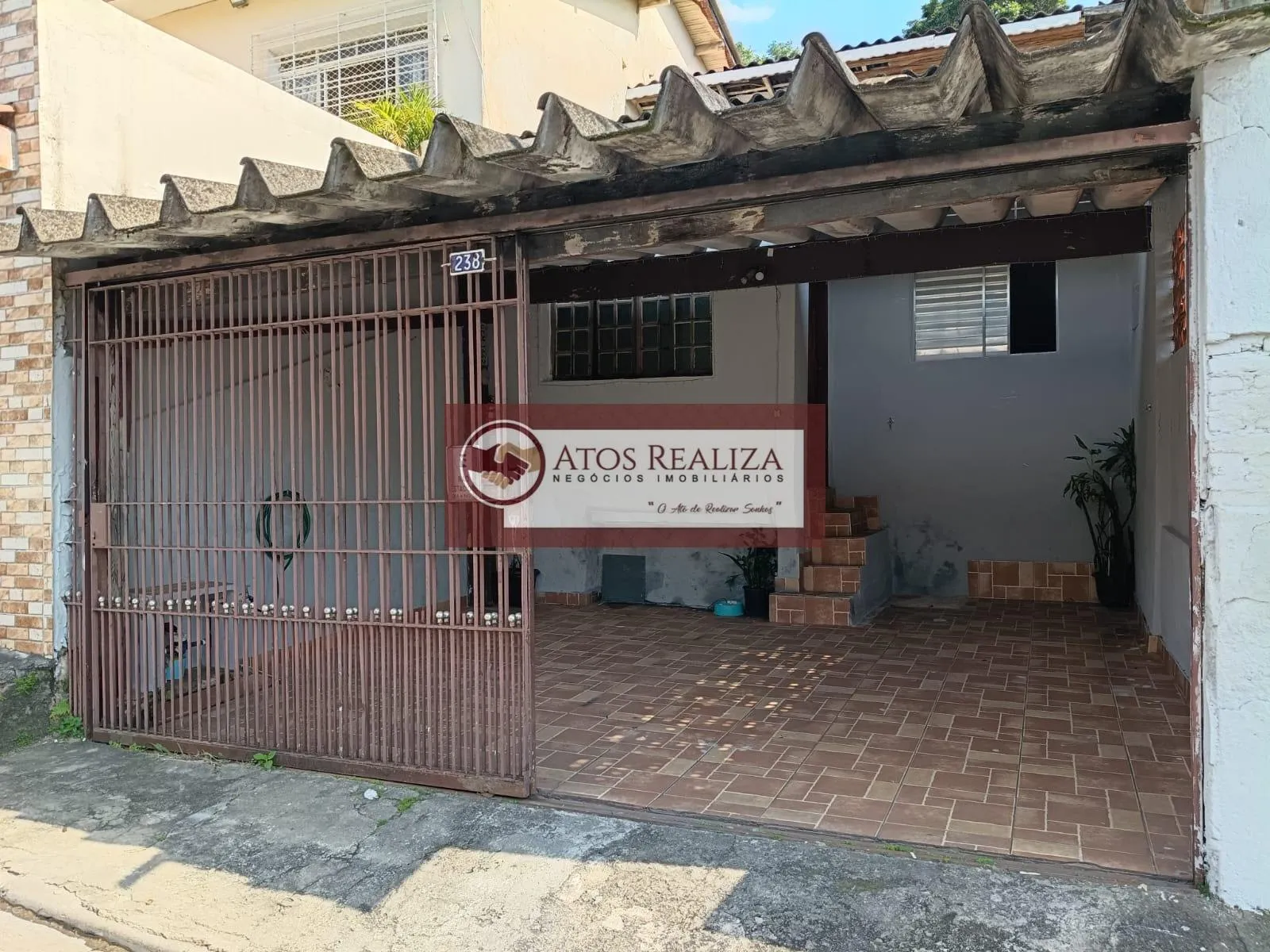 Imagem Casa de 2 dormitorios e 2 vagas à venda em Vila Campo Grande, SP - 2 dorms, 90m²