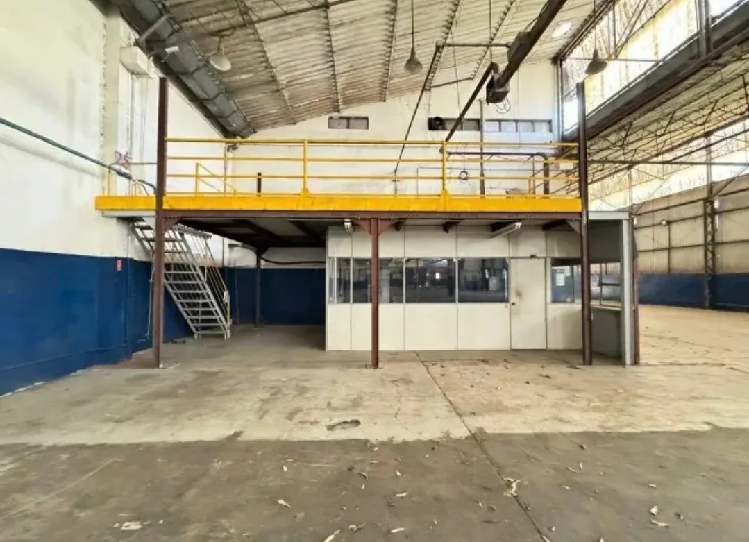 Imagem Galpão 2.500m² Comercial Jardim dos Passaros-Vinhedo/SP