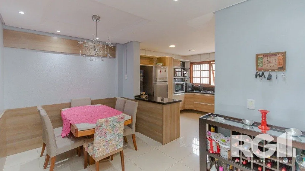 Imagem Casa 3 dorm 210m² privativos na rua: Heitor Manganelli - Bairro Jardim Itu