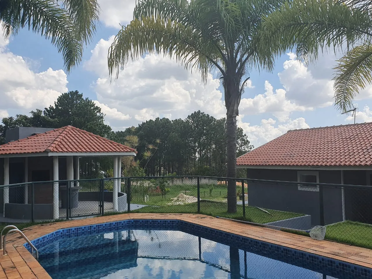 Imagem Linda Casa a Venda no Condomínio Village Castelo em Itu/SP com 276m².