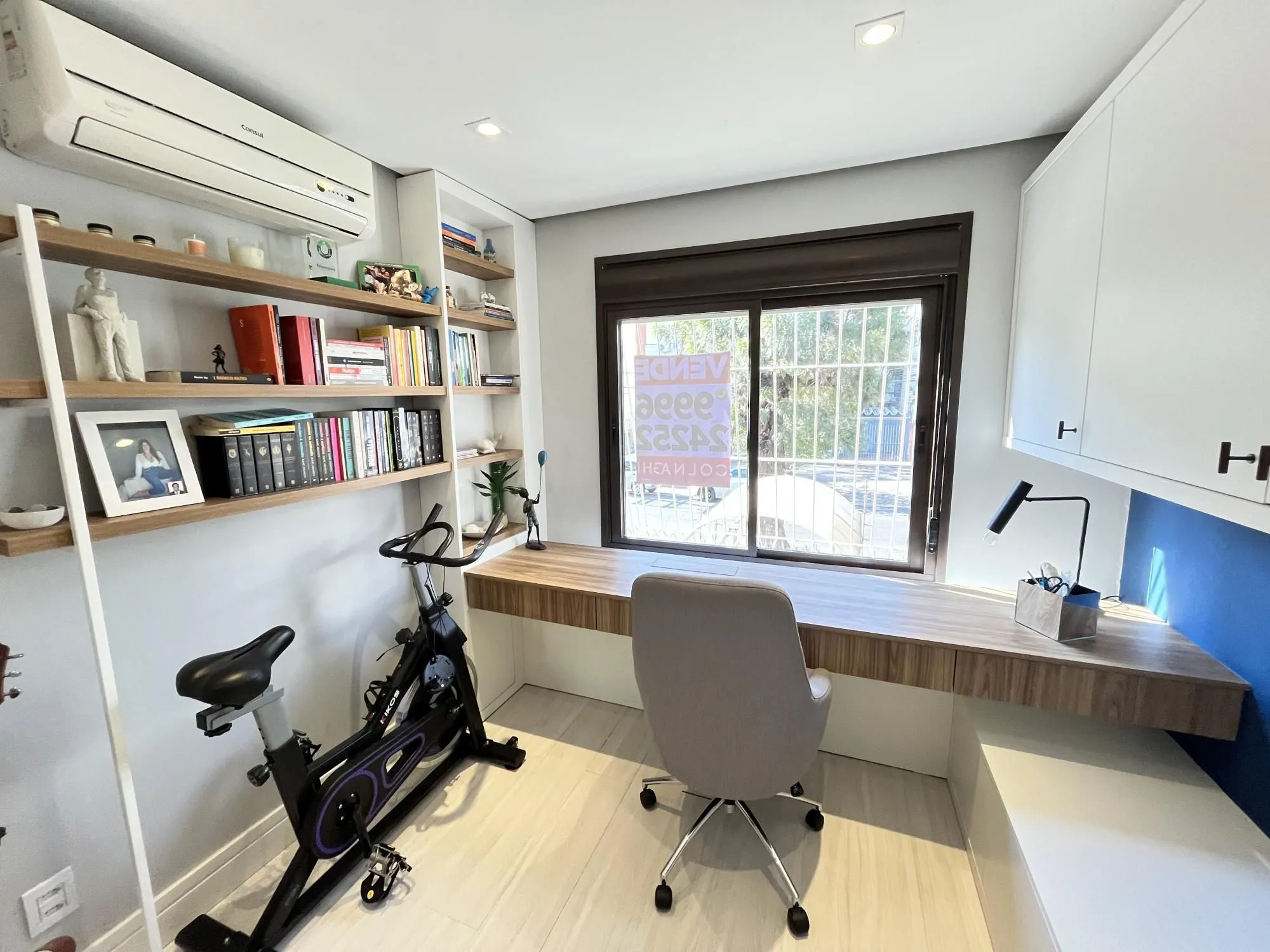 Imagem Apartamento de 2 quartos, suíte e 2 vagas de garagem no bairro Petrópolis em POA