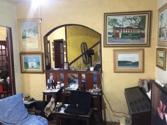 Imagem CASA COM 5 DORMITÓRIOS À VENDA, 347 M² POR R$ 1.100.000,00 - ENCRUZILHADA - SANTOS/SP
