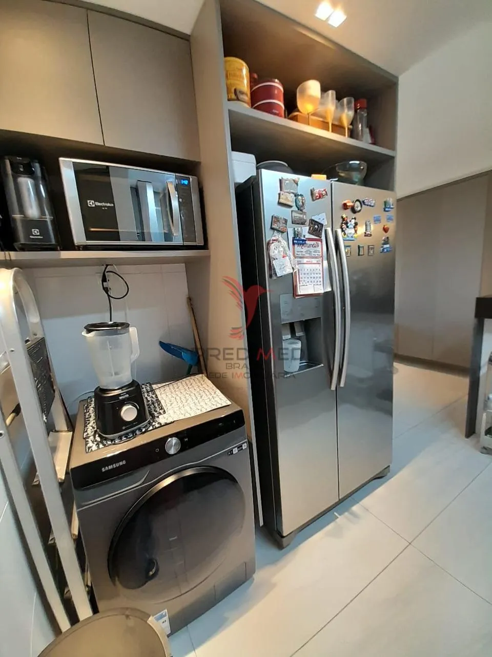 Imagem Vende-se apartamento pronto para morar, em Cabo Branco melhor localização de João Pessoa