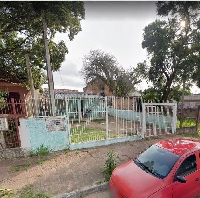 Imagem Casa para Venda - 482m², 3 dormitórios, 3 vagas - Camaquã, Porto Alegre