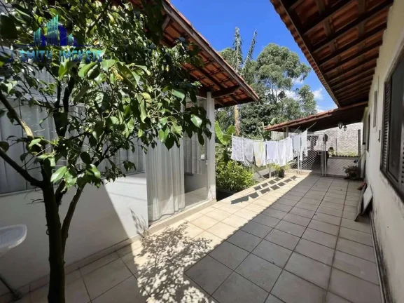 Imagem IMOVEL COMERCIAL COM ÓTIMA CASA E AMPLO TERRENO -GRANJA VIANA