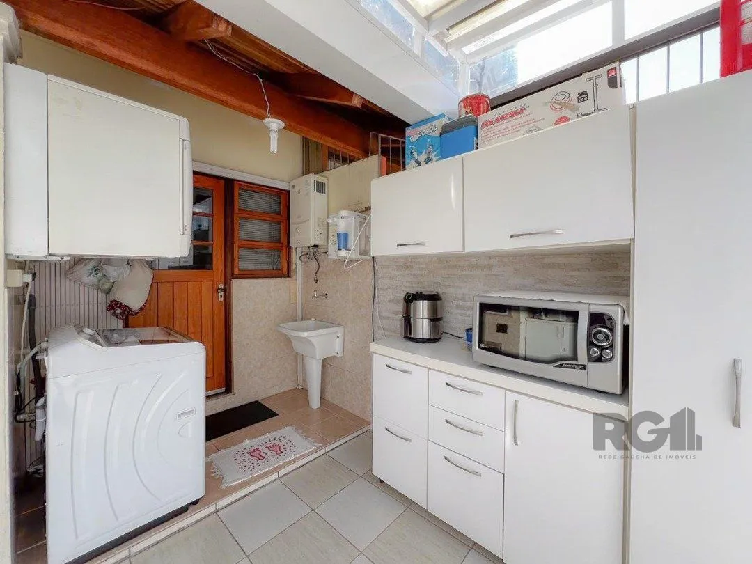 Imagem Casa Condominio para Venda - 202m², 3 dormitórios, sendo 1 suites, 2 vagas - Ipanema/ Jardim Verde