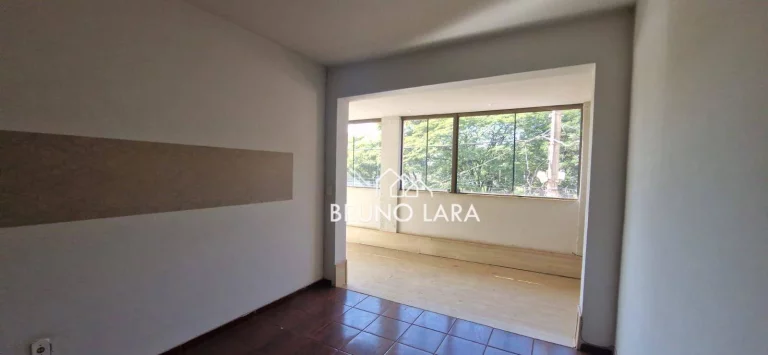 Imagem Casa disponível para locação. Centro - Igarapé/MG.