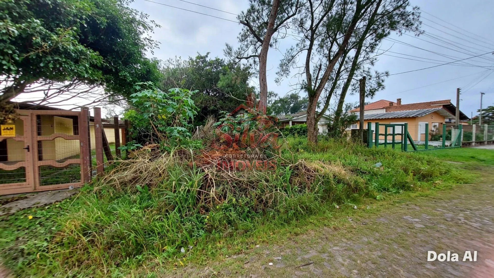 Imagem Terreno 300m² em rua calçada no Albatroz, Imbé