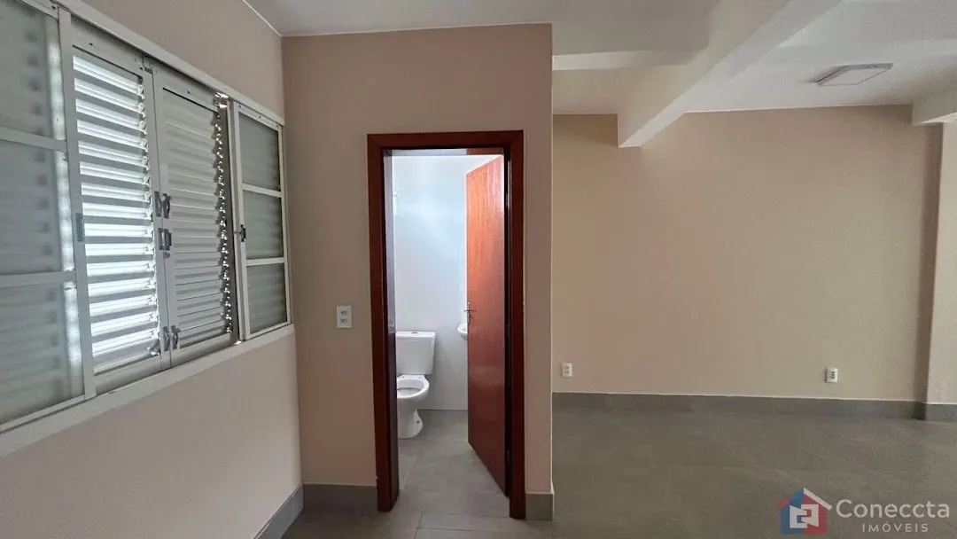 Imagem Loja para alugar, 160 m² por R$ 2.100,00 - Caramuru - Patos de Minas/MG