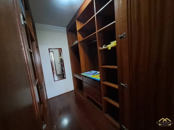 Imagem Casa com 433m² à Venda por R$2.800.000,00 com fino acabamento no Jardim Novo Mundo - Jundiaí/SP