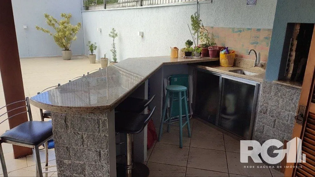 Imagem Casa com 3 dormitórios na Rua, Paulo Madureira Coelho, proximo ao novo Cesto, Morro Santana