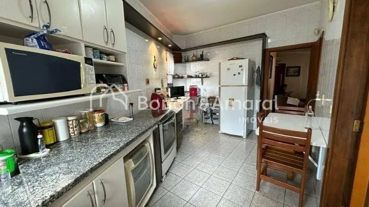 Imagem Casa estilo sobrado, com 3 quartos, 1 suíte, na Cidade Universitária em Campinas - SP