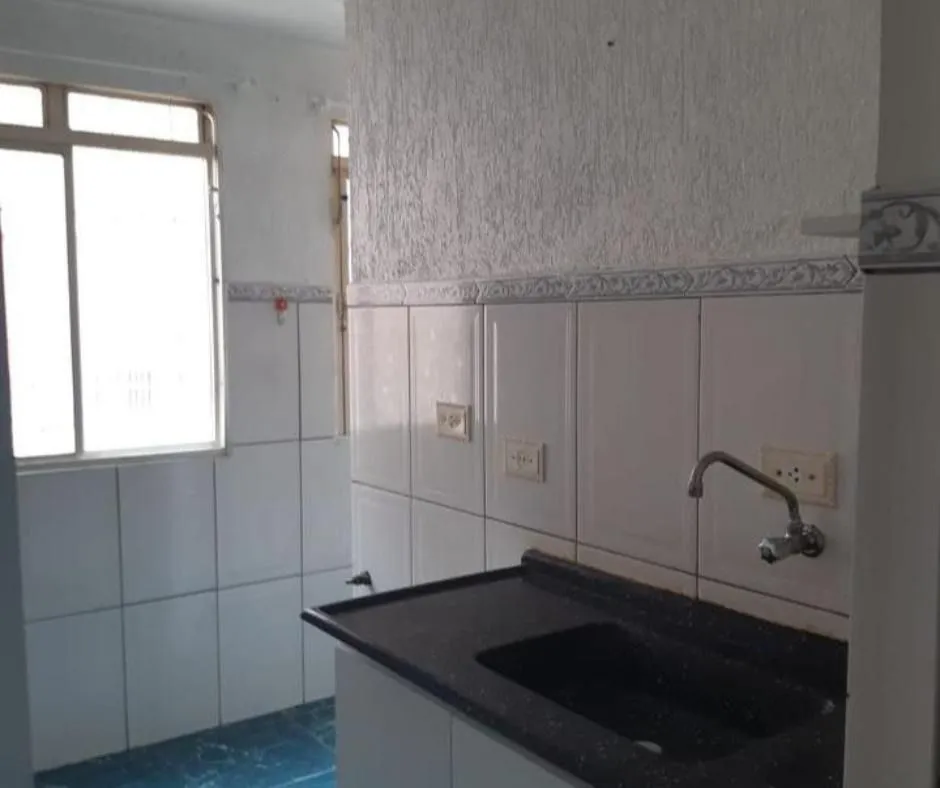 Imagem Apartamento com 2 dormitórios à venda por R$ 160.000,00 - Vila Carmela I - Guarulhos/SP