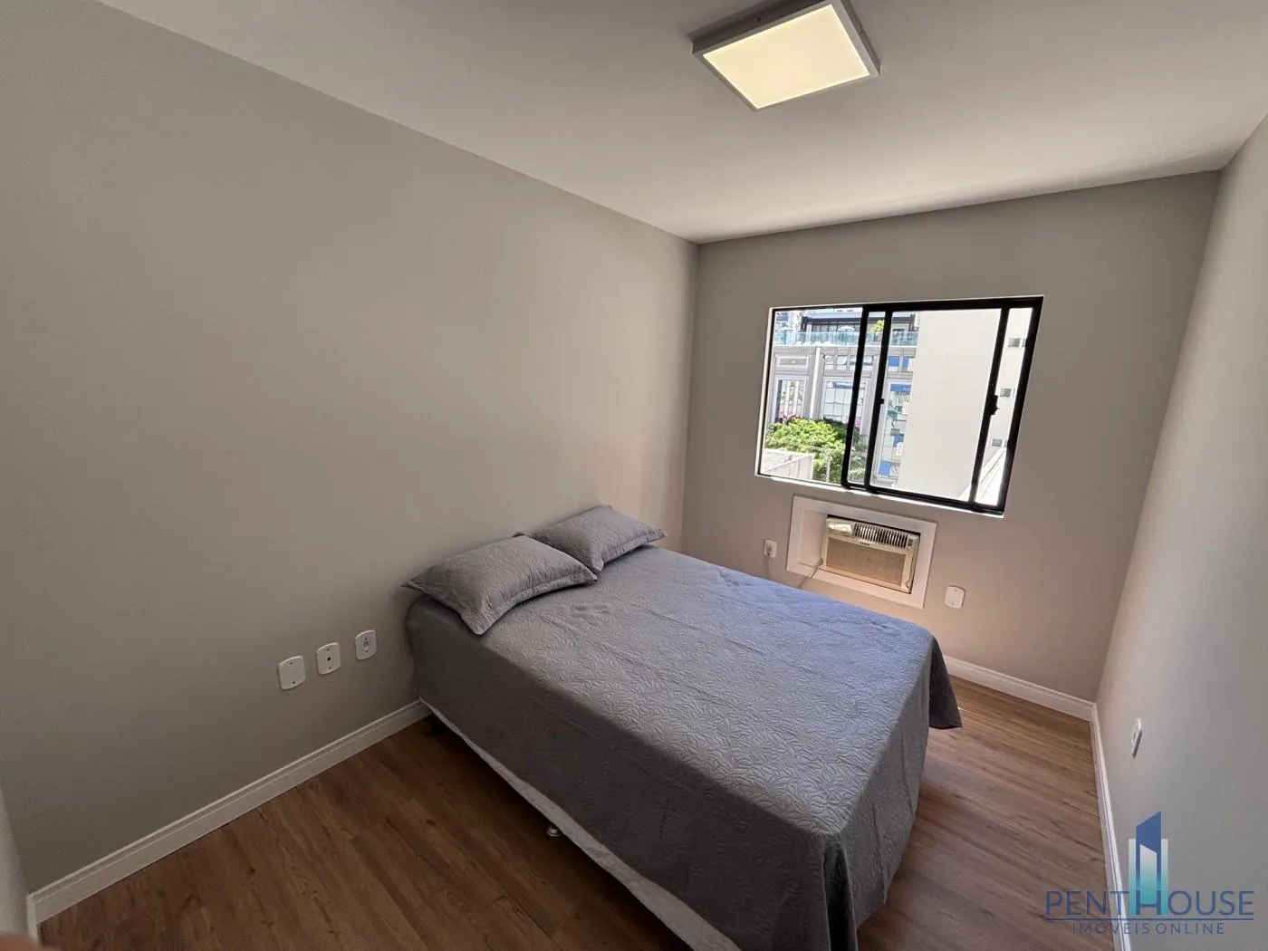 Imagem Apartamento Quadra Mar para Venda em Balneário Camboriú, CENTRO, 3 dormitórios, 2 suítes, 3 banheiros, 1 vaga