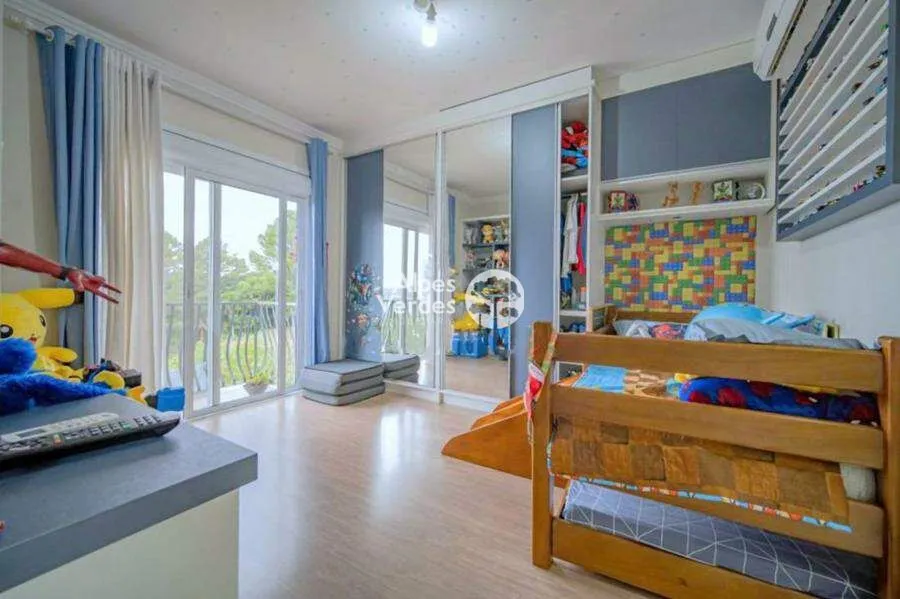 Imagem Vende - se Casa no Vale das Colinas, com 3 dormitórios