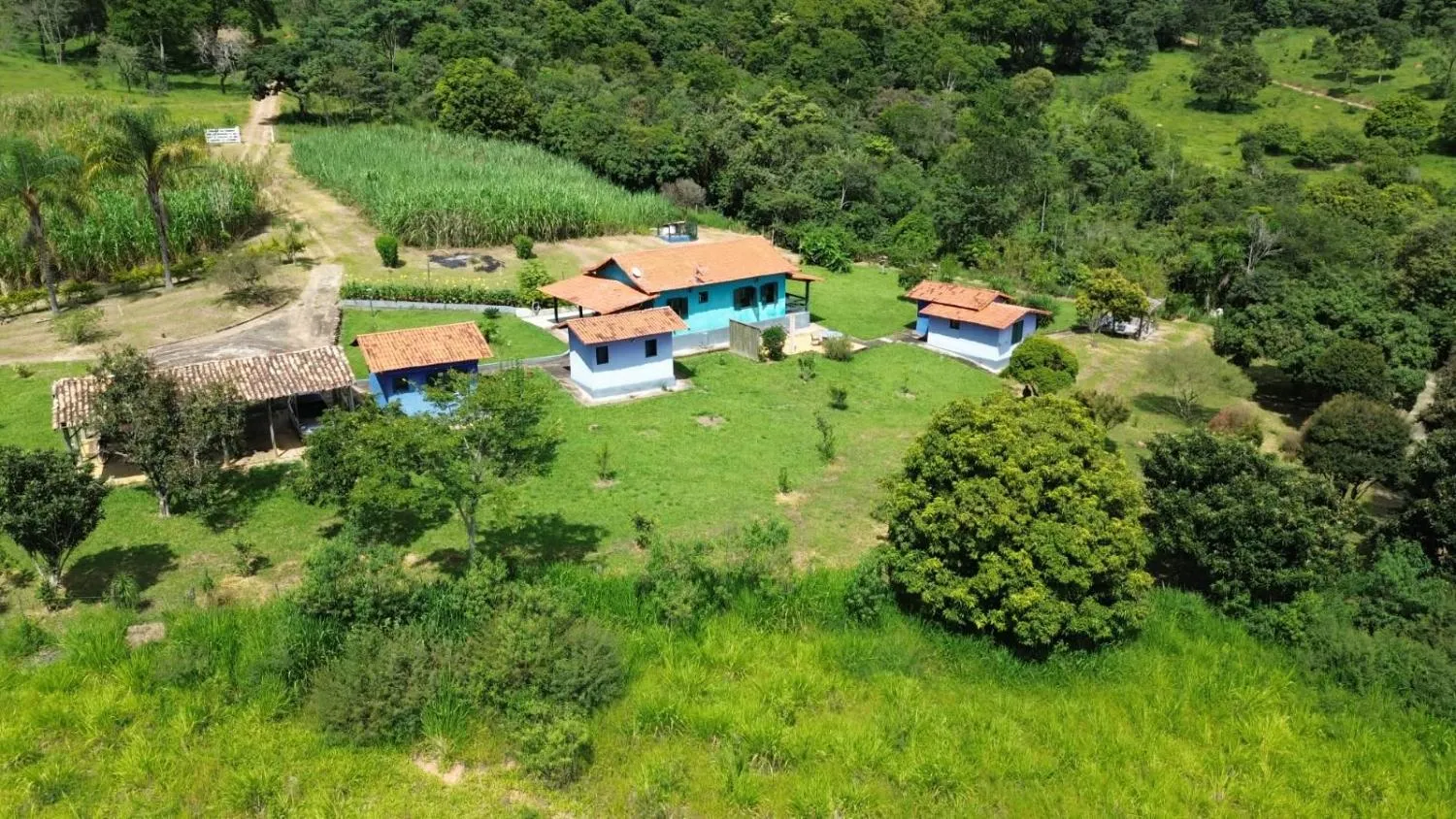 Imagem Fazendinha a venda em Belo Vale/MG 18 Hectares com Estrutura Completa e Abundância de Água