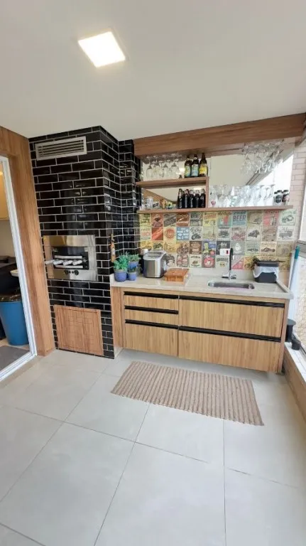 Imagem APARTAMENTO COM 134,00 m² - CANTO DO FORTE - PRAIA GRANDE SP