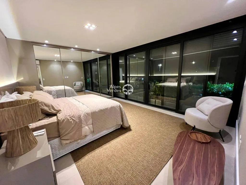 Foto do imóvel Casa Lagoa com 5 suites com 435m2 Condomínio Velas da Marina
