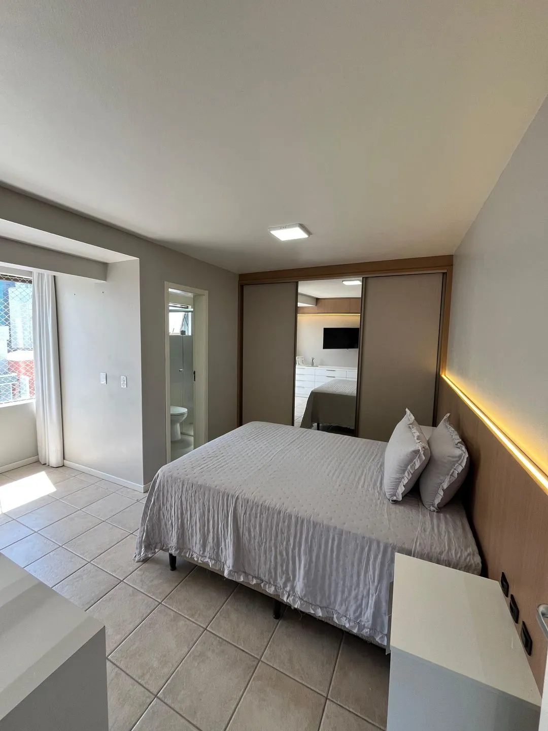 Imagem Apartamento à venda em Torres, Centro, com 2 quartos, 77,66m2