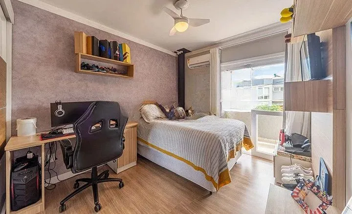 Imagem Casa de Condomínio em Hípica