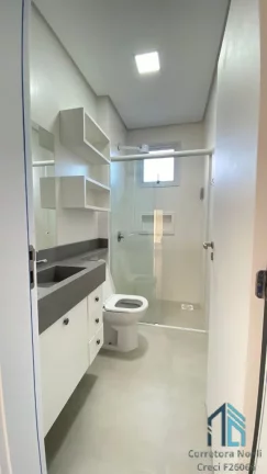 Imagem Apartamento, ensolarado, sacada com churrasqueira, 03 quartos c/suíte, na Praia dos Ingleses em Florianópolis -SC.