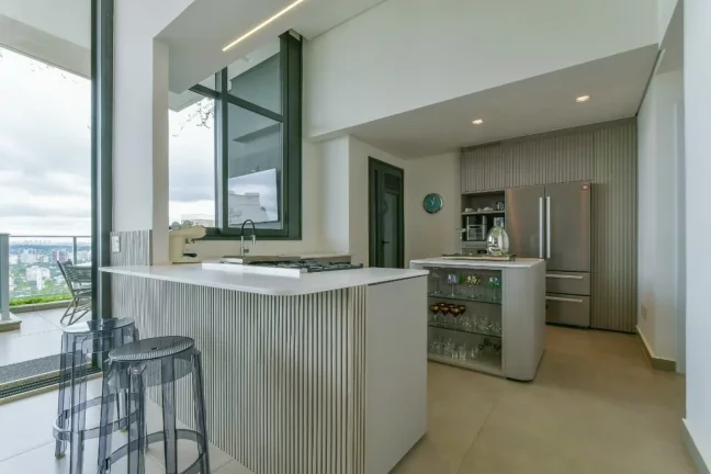 Imagem Apartamento à venda em São Paulo, Cerqueira C?(C)sar, com 3 quartos, 175m2
