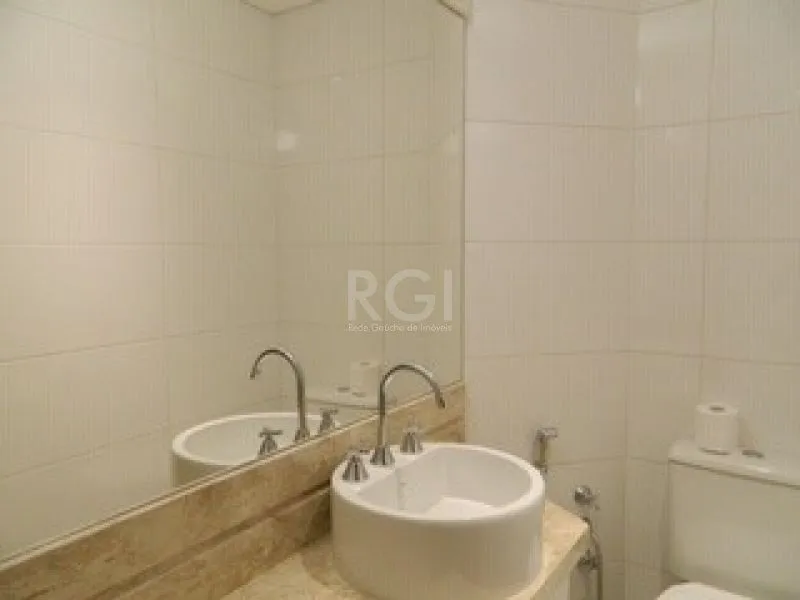 Imagem Apartamento para Venda - 190m², 4 dormitórios, sendo 4 suites, 2 vagas - Navegantes