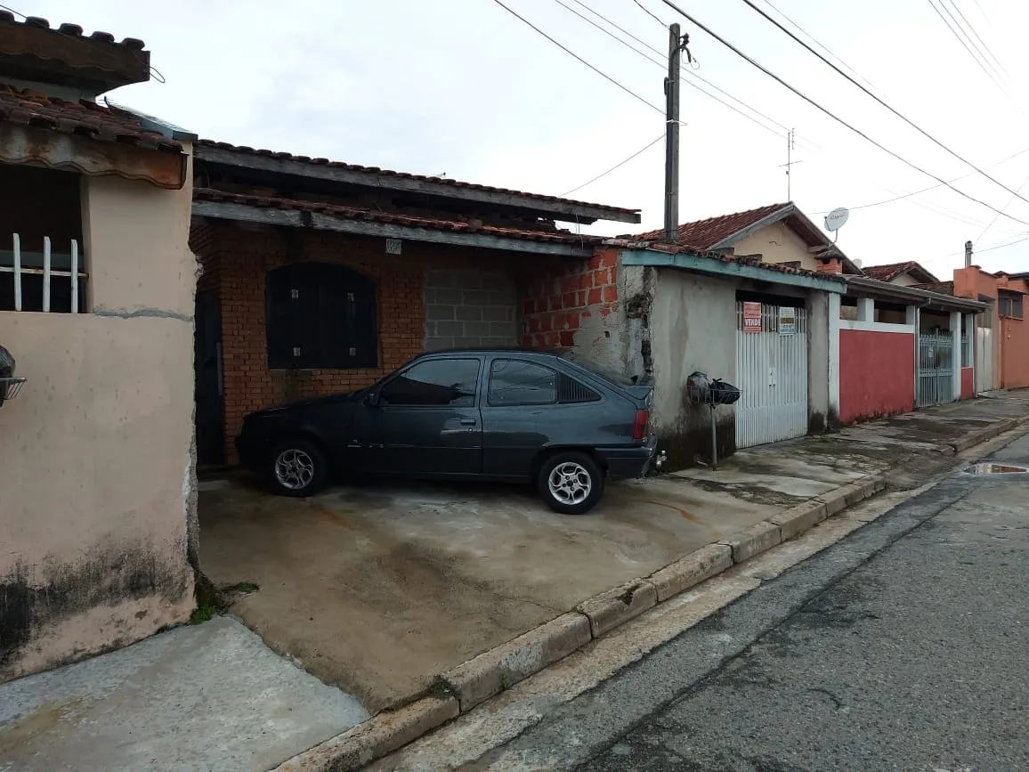 Imagem Casa à venda 2 Quartos, 1 Vaga, 200M², Maria Áurea, Pindamonhangaba - SP