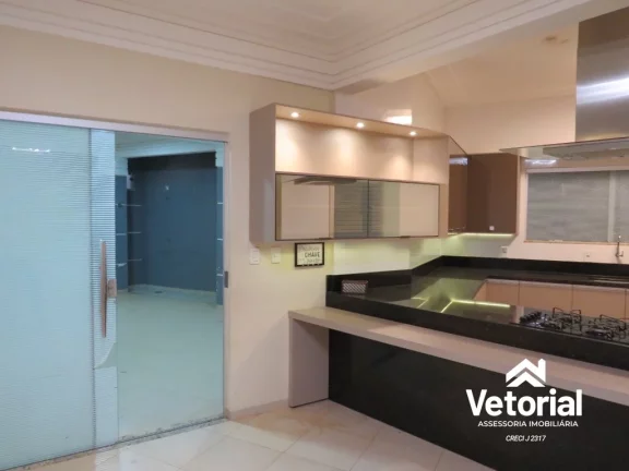 Imagem Oportunidade única! Casa para locação no Jardim Ouro Branco em Barreiras-BA: 3 quartos, 2 suítes, 3 salas, 3 banheiros, 4 vagas de garagem, 300m².