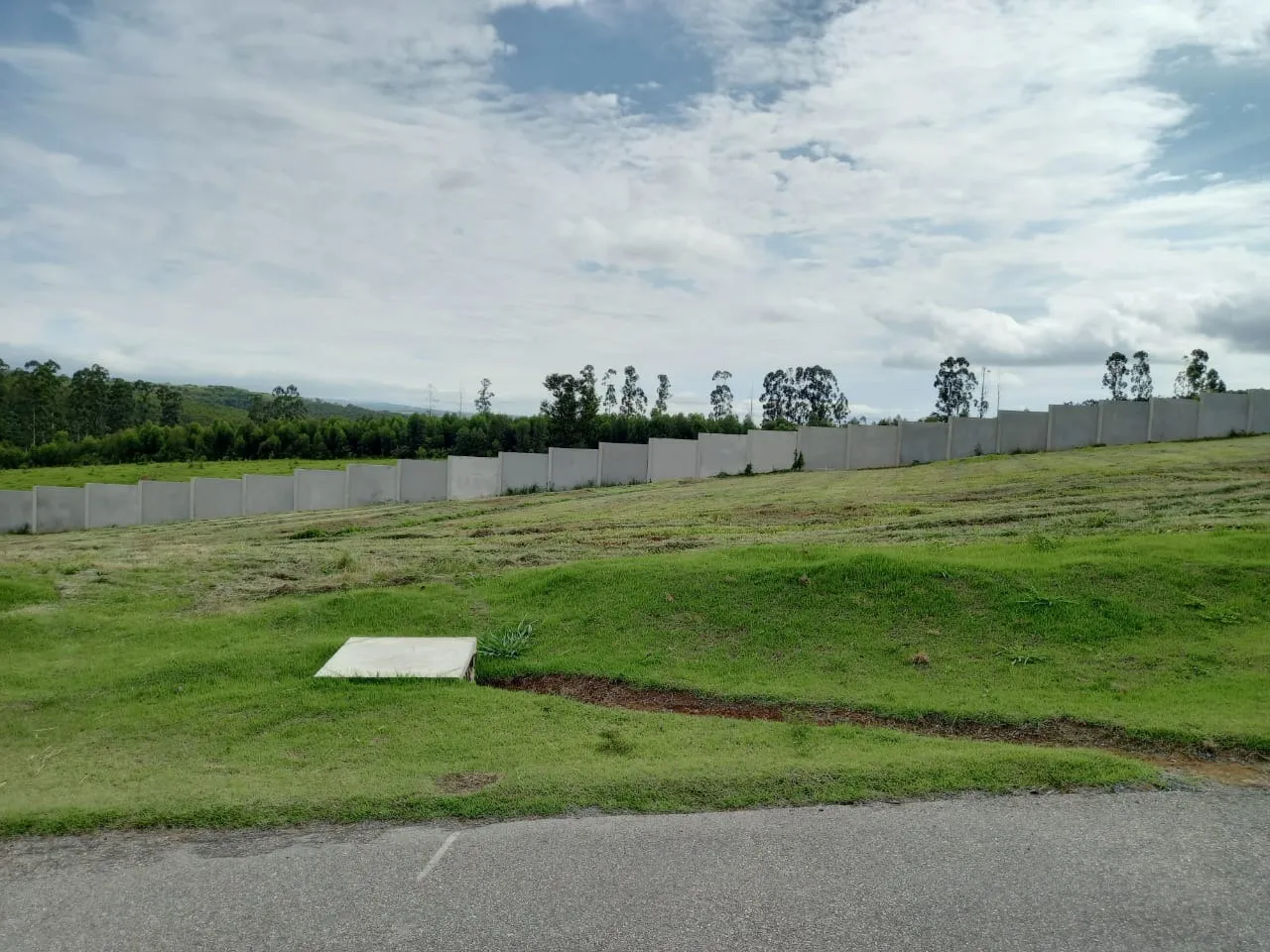 Foto do imóvel Lote de 1005,33m² Localizado no Condomínio Fazenda Alta Vista. em SP-264, SALTO DE PIRAPORA - SP