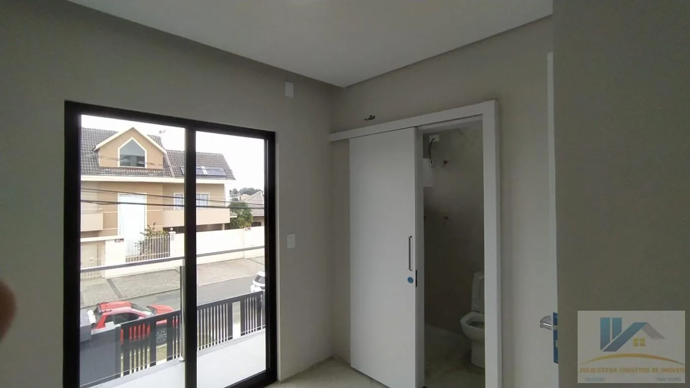 Imagem Triplex para Venda em São José dos Pinhais, Cruzeiro, 3 dormitórios, 3 suítes, 4 banheiros, 2 vagas