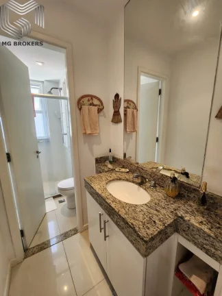 Imagem Apartamento de luxo na Barra da Tijuca, Rio de Janeiro: 3 quartos, 1 suíte, 2 banheiros, 1 vaga, 81m². Venha conferir!
