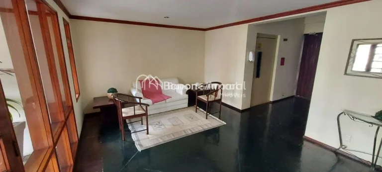 Imagem Apartamento Aconchegante de 01 Quarto com Varanda e 01 Vaga Coberta

Seja bem-vindo a este encantado...