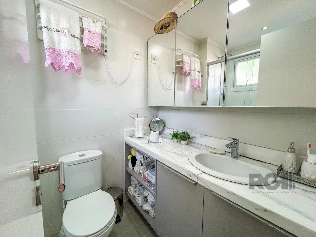 Imagem Casa Condominio para Venda - 156,84m², 3 dormitórios, todos suites, 2 vagas - Vila Nova