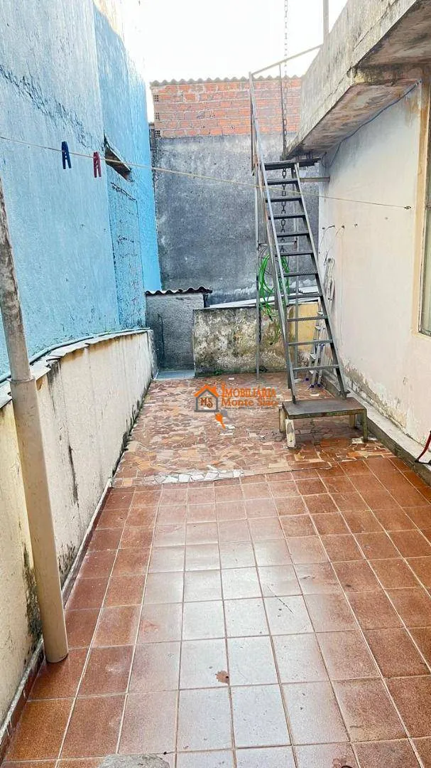 Imagem Casa com 3 dormitórios à venda, 250 m² por R$ 468.000,00 - Vila Paraíso - Guarulhos/SP