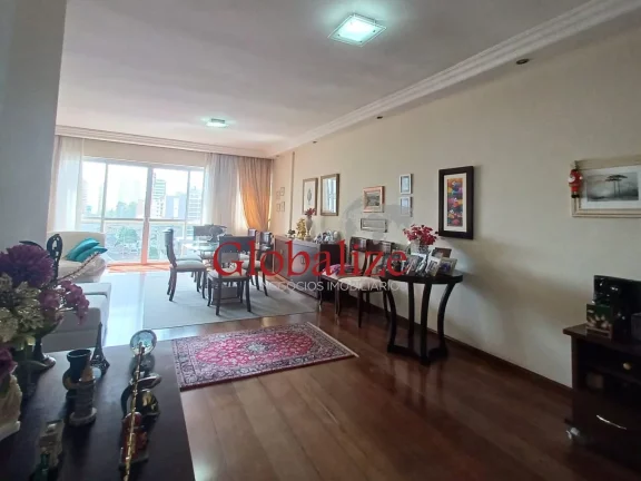 Imagem Apartamento à venda com 278m², 4 quartos, 2 suítes, vaga demarcada, perto da praia por R$ 1.450.000,00 no Embaré em Santos