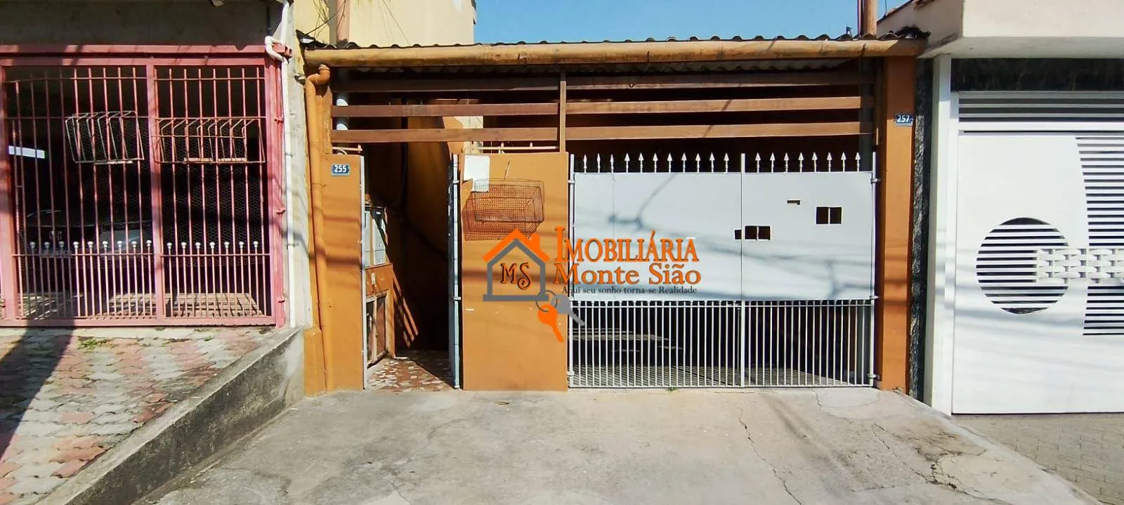 Foto do imóvel Casa com 6 dormitórios à venda, 250 m² por R$ 615.000,00 - Parque Continental - Guarulhos/SP