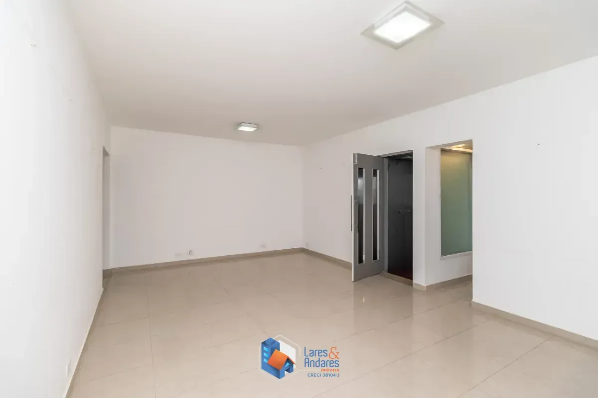 Imagem Casa para venda em Indianópolis com 3 quartos, sendo 3 suítes, 345m²