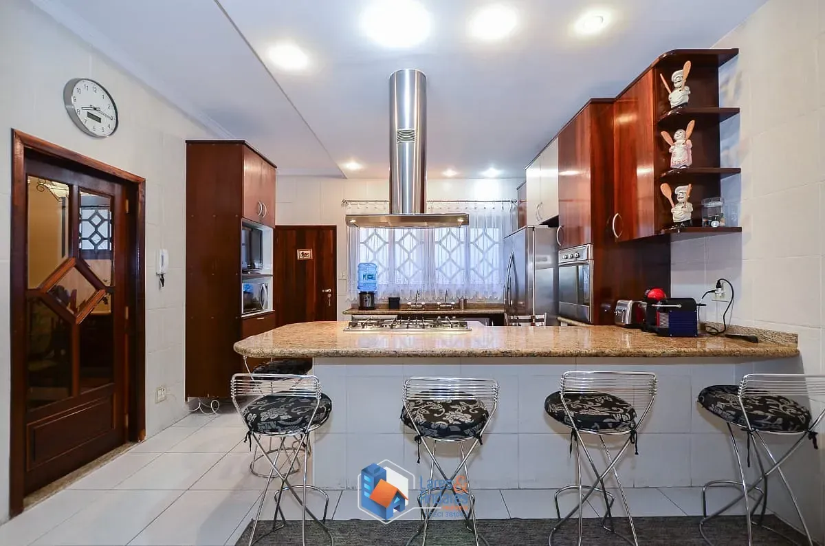Imagem Casa para venda em Alto da Boa Vista com 4 quartos, sendo 2 suítes, 488m²