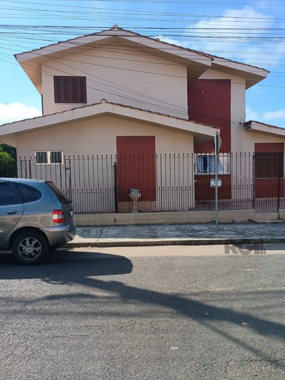 Imagem Casa 3 dormitórios, 1 suíte, vaga de garagem, Bairro Princesa Izabel