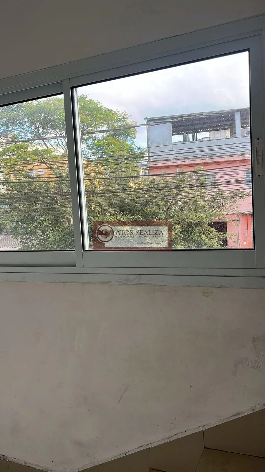 Imagem Alugo no centro de São Jose, conjunto de 6 salas comercial, ideal para consultório odontológico, estica, escritório de advocacia. valor para locação das 6 salas R$ 3,000, Agende sua visita.