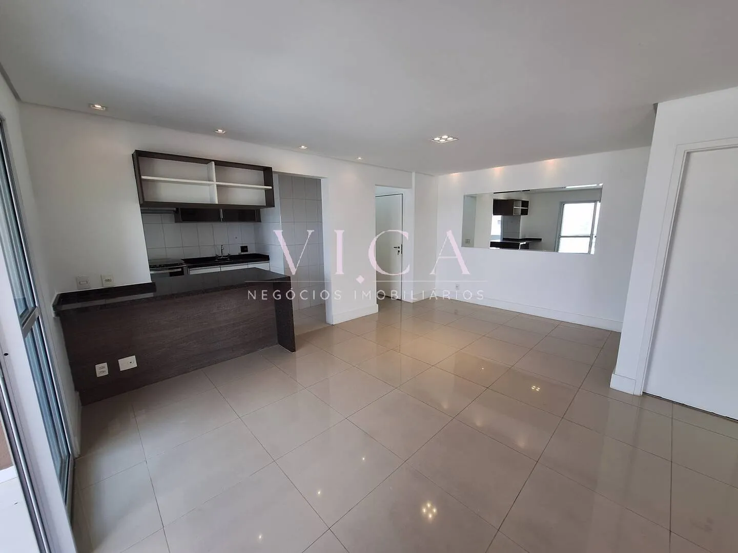 Imagem Apartamento com 2 suítes para aluguel, 86m² por R$ 5.280,00 - Alphaville.