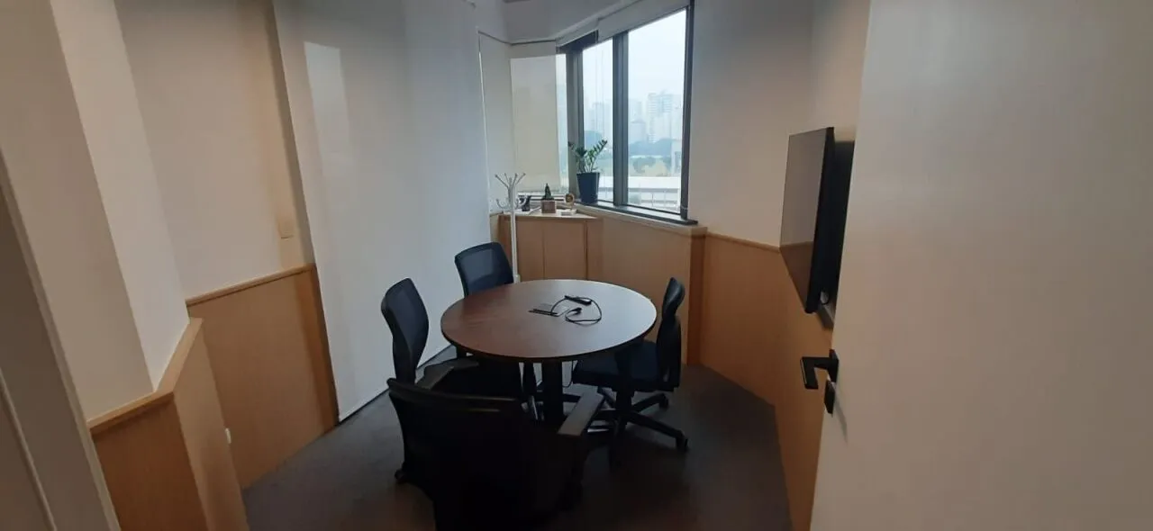 Imagem Escritório Corporativo de 116m² Pronto para Uso no Edifício Parque.