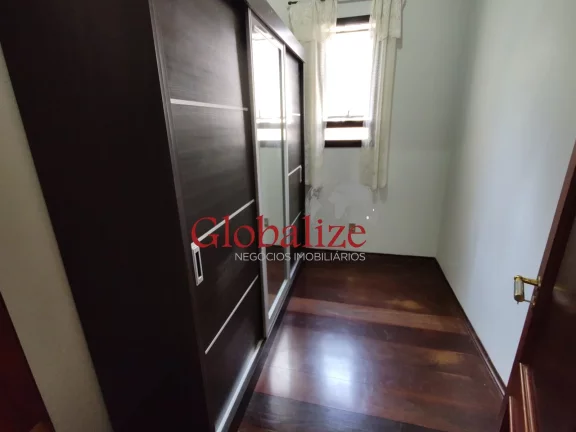 Imagem Sobrado à venda com 4 dormitórios e até 7 vagas, no bairro da Pompéia em Santos por R$ 2.900.000,00
