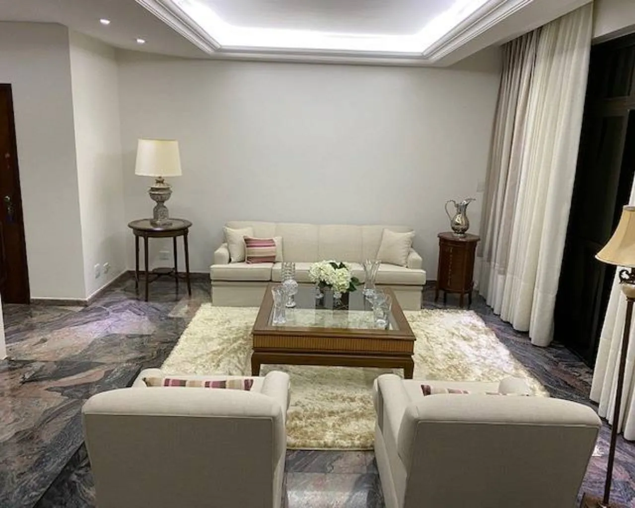 Imagem Apartamento com 4 dormitórios a venda no centro da cidade de Sorocaba/SP.