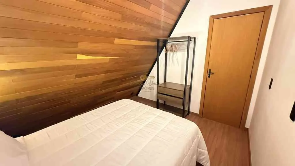 Imagem Casa em Condomínio para Venda em Teresópolis / RJ no bairro Fazenda Alpina