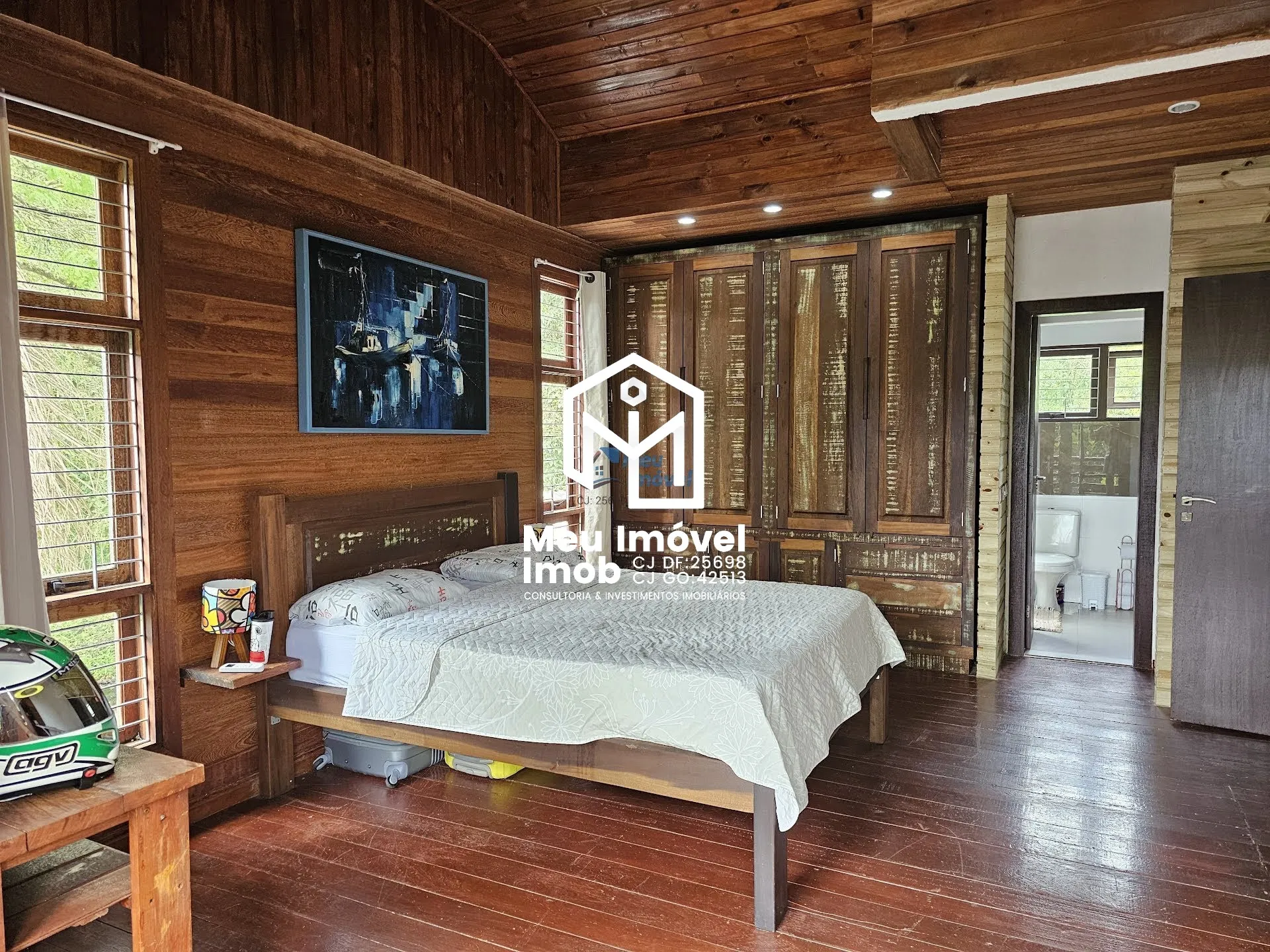 Imagem Casa 4 Quartos 2 Suítes 4 Vagas 190m² Mobiliado