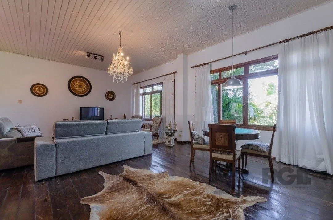 Imagem Casa de Condomínio em Cavalhada