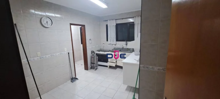 Imagem Apartamento 2 Quartos, 1 Vaga Demarcada - Marapé - Santos/SP