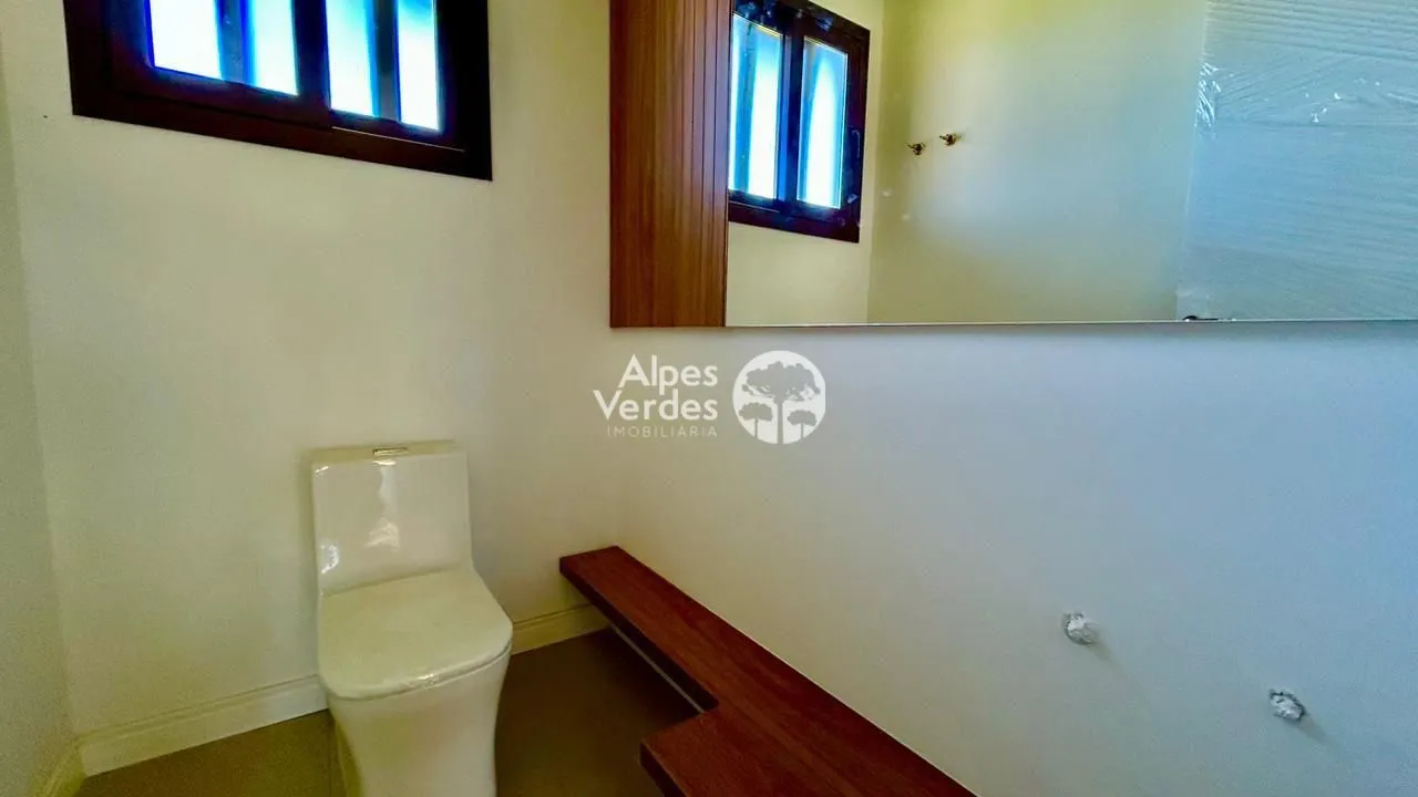 Imagem Vende-se Casa de Alto Padrão, Condomínio Laje de Pedra